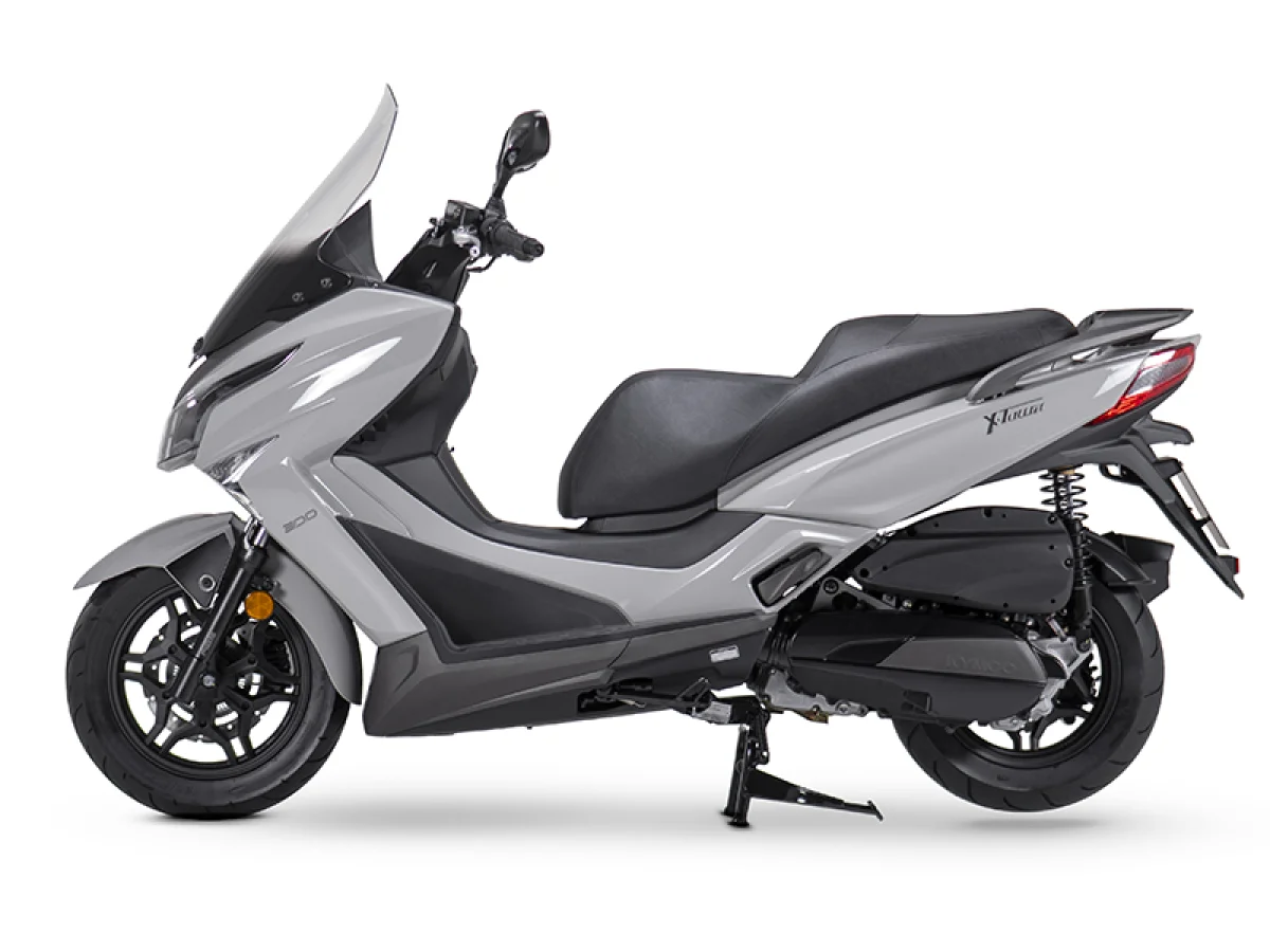 x-town-300-4.jpg